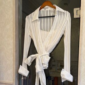 2 pc Chic ivory Striped cami and Wrap Blouse boutique